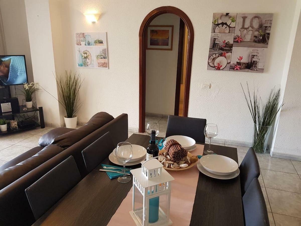 San Marino With Heated Pool, Only 450 Meters To The Beach, Wifi Arona  Dış mekan fotoğraf